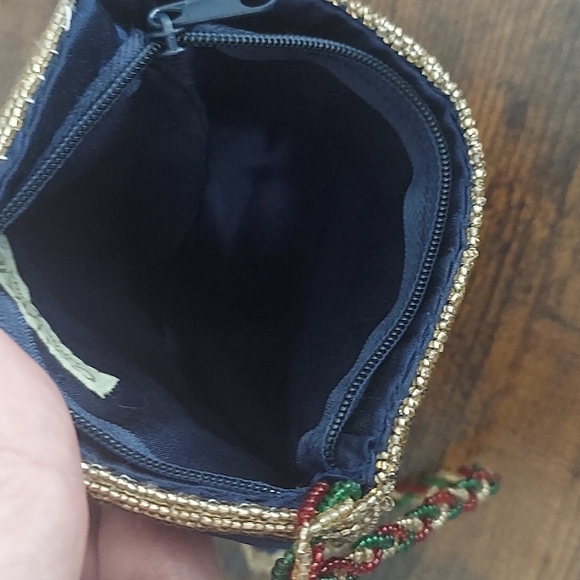 C Marie Beaded Holiday Gingerbreadman Crossbody - Picture 7 of 10